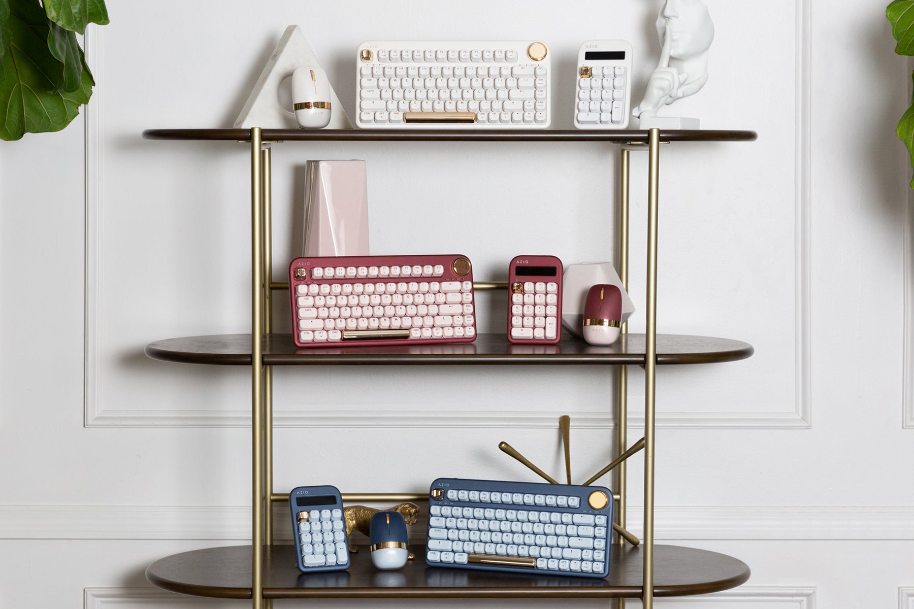 IZO Collection